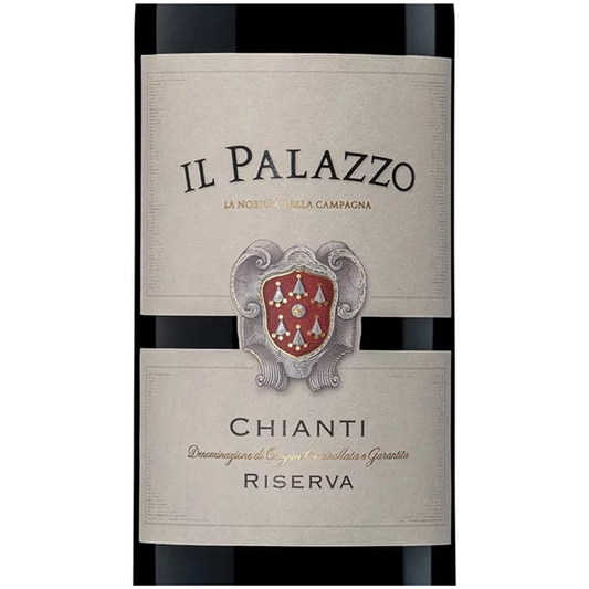 Wine bottle labeled 'Il Palazzo Chianti Riserva' on a white background closeup
