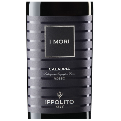 Ippolito I Mori Wine Bottle Closeup