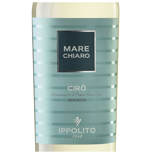 Ippolito Mare Chiaro Wine Bottle Closeup